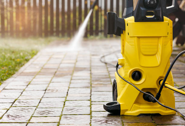 Best Factory Floor Cleaning  in Cutchogue, NY
